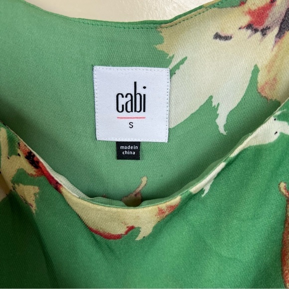 CAbi Green Floral Bloom Cami Spaghetti Strap Blouse Size Small - Picture 3 of 11